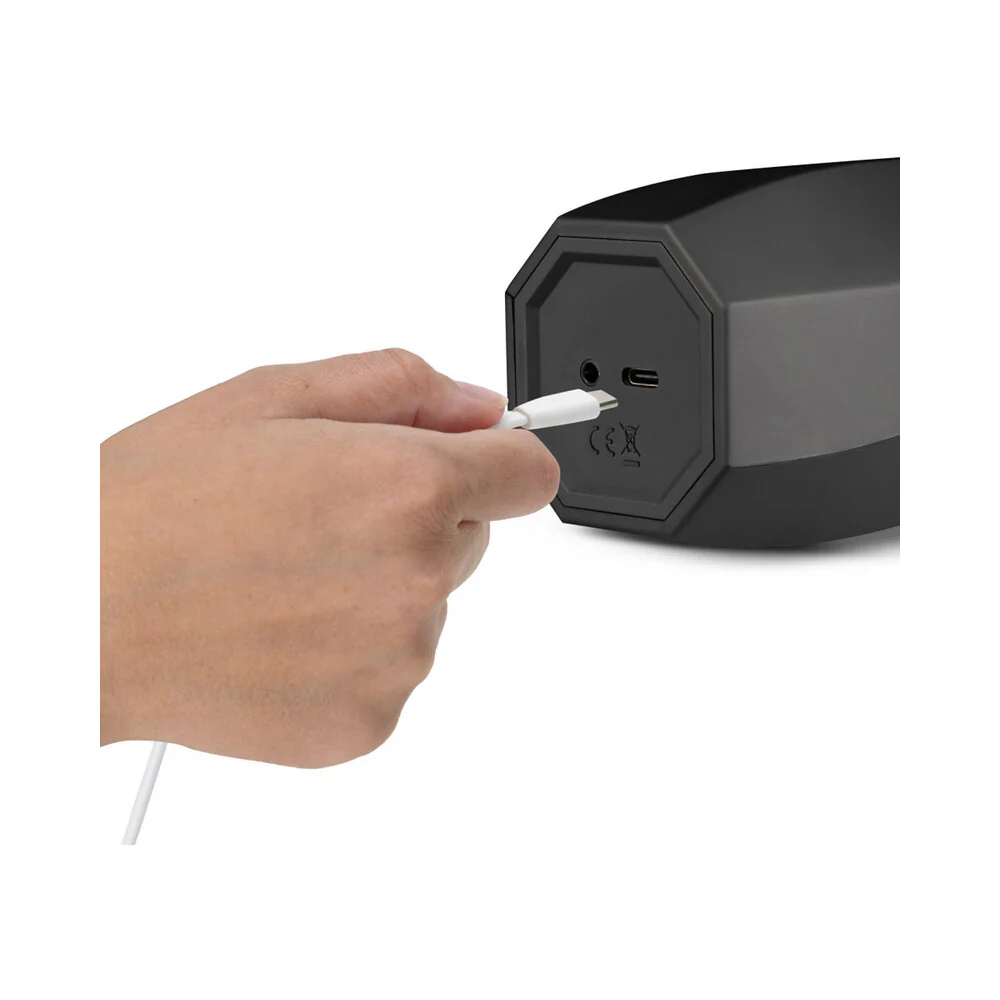 M for Men Storm Rechargeable Vibrating Suction Masturbator Black - Image 4