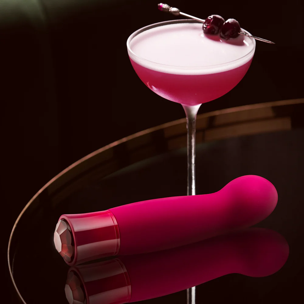 Oh My Gem Classy Rechargeable Warming Silicone G-Spot Vibrator Garnet - Image 7