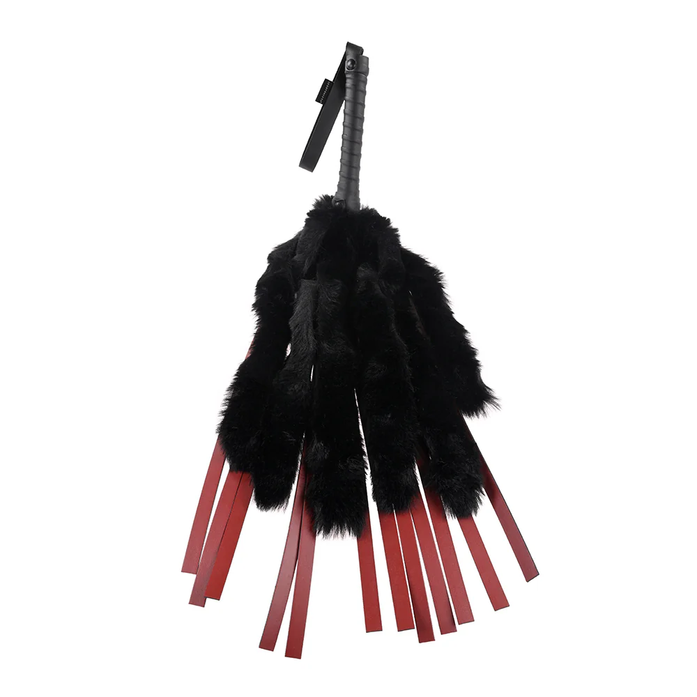 Sportsheets Saffron Faux Fur Flogger with Faux Leather Strands - Image 4
